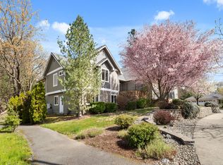 1868 NW F St, Grants Pass, OR 97526
