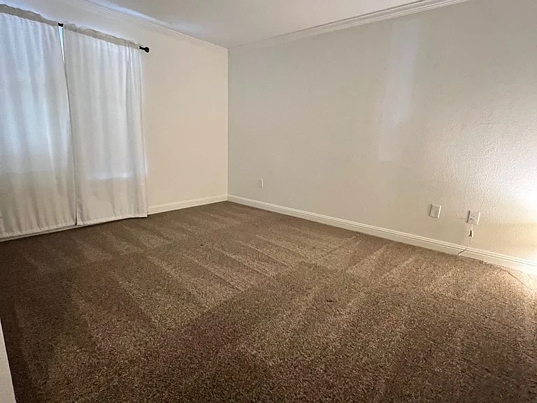 1321 S Villa Way — Photo 10