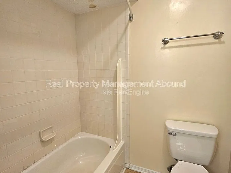 1811 W Gulfport Cir — Photo 17