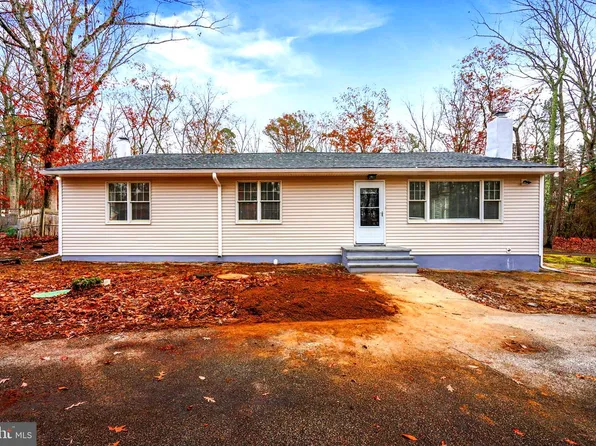 52 Summit Dr, Tabernacle, NJ 08088