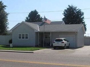 515 S Main St, Bucklin, KS 67834