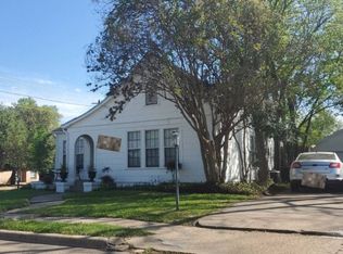 411 E Pease St, Bryan, TX 77803