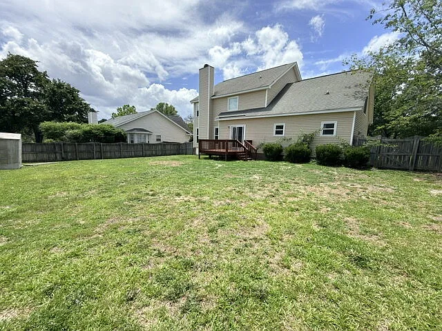 8 Melrose Ct — Photo 56