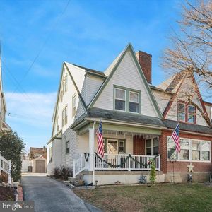 220 Sedgewood Rd, Springfield, PA, 19064