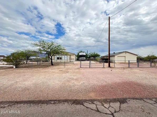 1835 E 20TH Avenue, Apache Junction, AZ 85119
