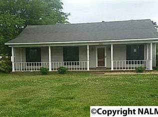 1112 Lane Rd NW, Hartselle, AL 35640