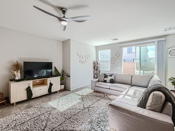 5th image of 5861 Olivine Falls Ave