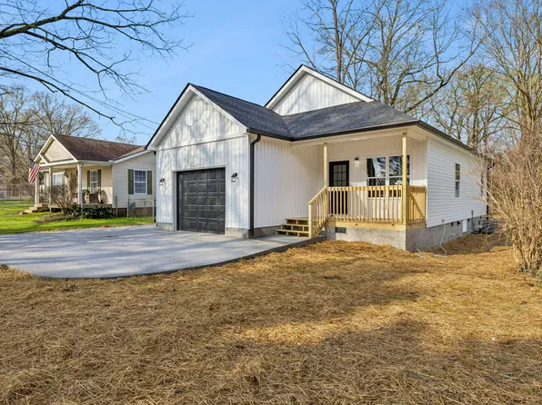 311 Crescent Ave, Chickamauga, GA 30707