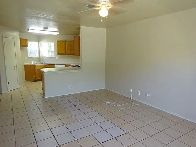 3638 Candlehead Ln — Photo 3