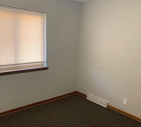 5th image of 3070 W Fardale Ave #3