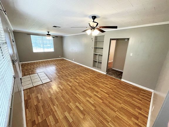 3rd image of 2512 Avenue A