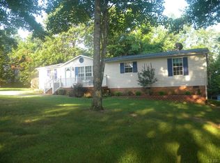 325 Plain Ridge Dr, Evington, VA 24550