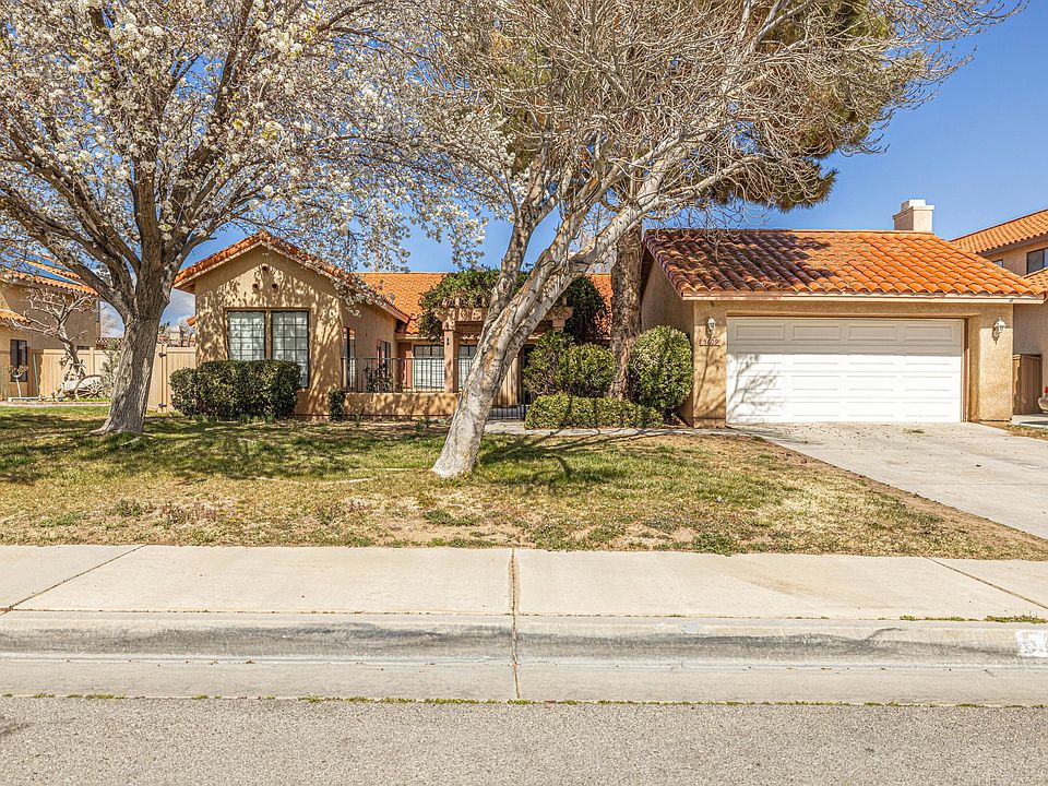 1st image of 5609 W Avenue L4