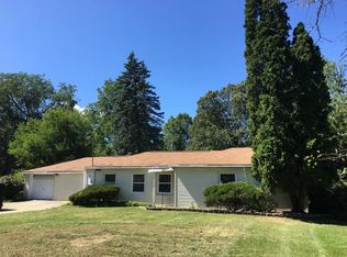 813 N Sheldon St, Charlotte, MI 48813