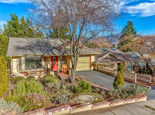267 Grant St, Ashland, OR 97520 | Zillow
