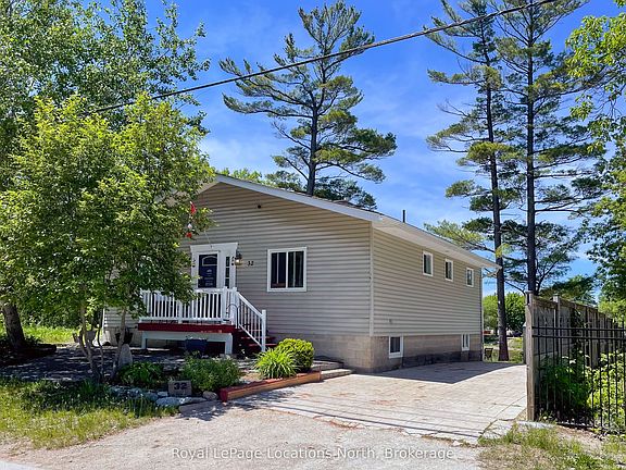 4th image of 32 River Rd E