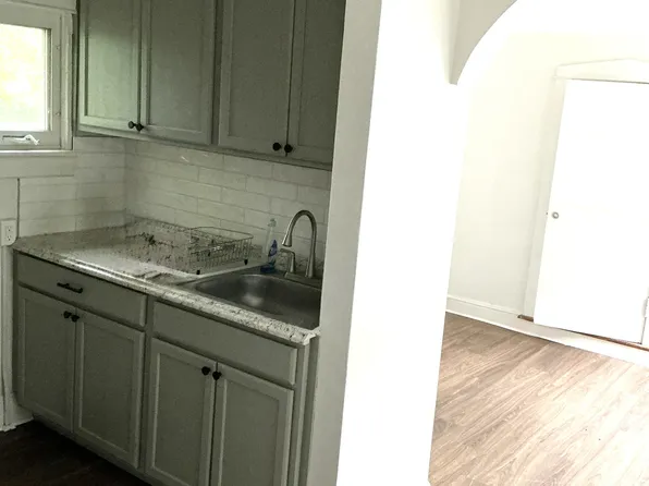 1009 Center St, Bethlehem, PA 18018