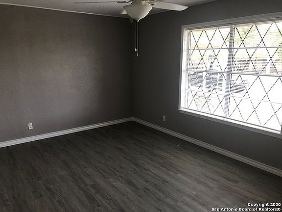 5th image of 6294 Cedar Valley Dr