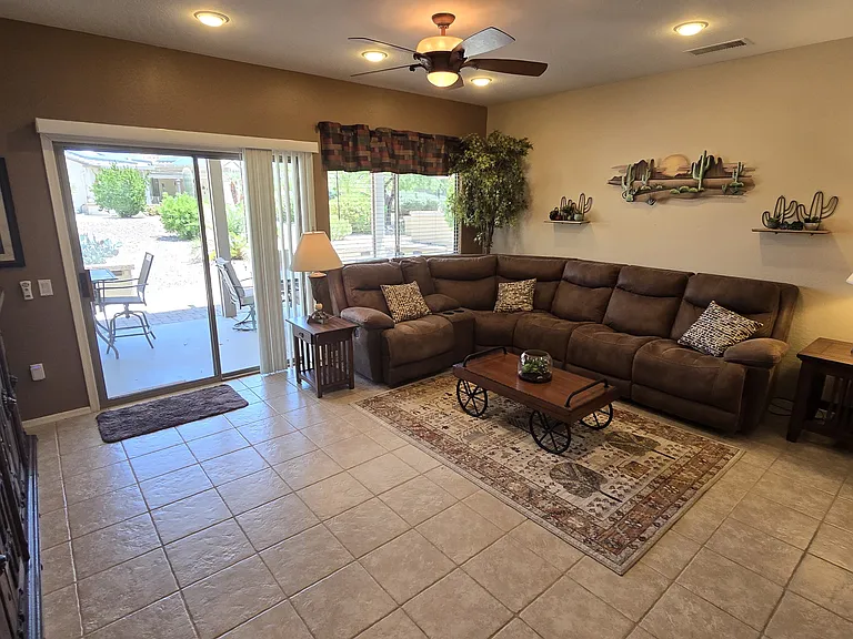 16406 W Peppertree Ct — Photo 14