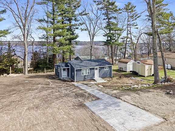 4th image of 32 Beechwood Ave