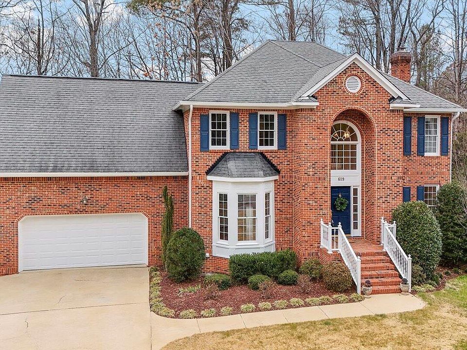 1st image of 619 Benfield Ct