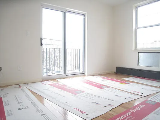 Rented by Alexiou Realty | media 14