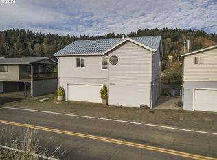 33735 Resort Dr, Cloverdale, OR 97112