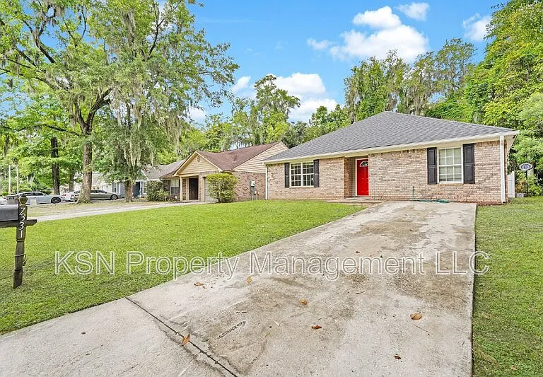7331 Leghorn St — Photo 1