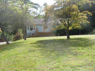 95 Homestead Ln, Otisville, NY 10963