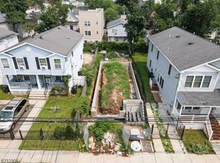 436 S 9th St, Newark, NJ 07103