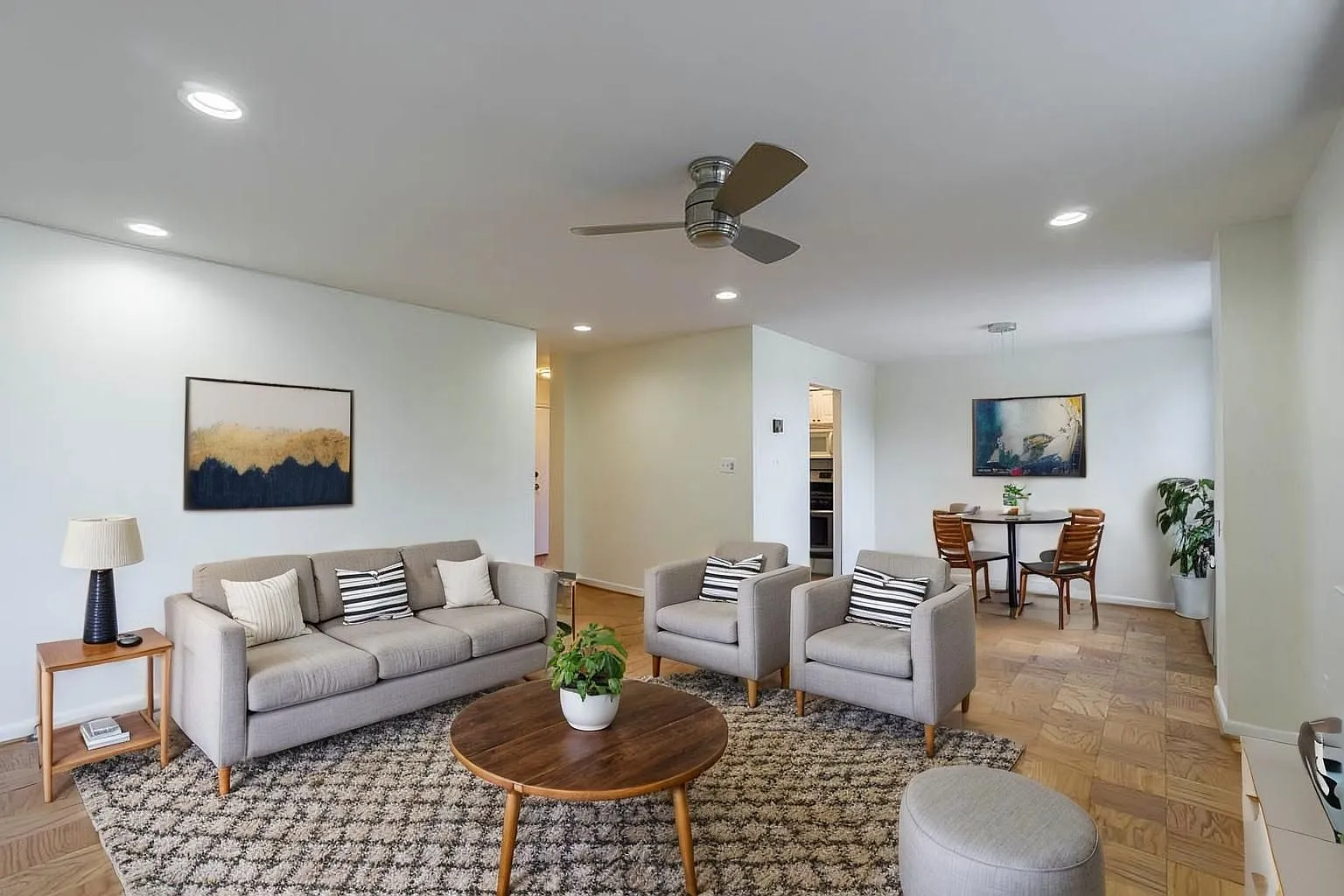 1 bed, 690 sqft, $1,595 — Photo 1