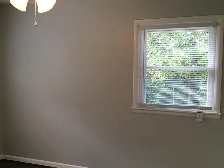 640 Yowell Ave — Photo 12