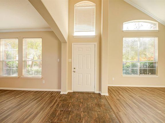 4th image of 2360 Quiet Oak Ln