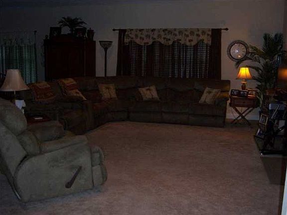 5th image of 240459 Woodside Ln