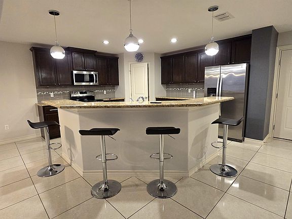 4th image of 10504 Mahara Dr