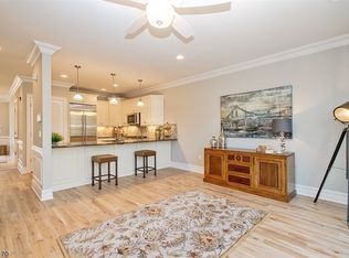 4 Schmidt Cir #4, Watchung, NJ 07069