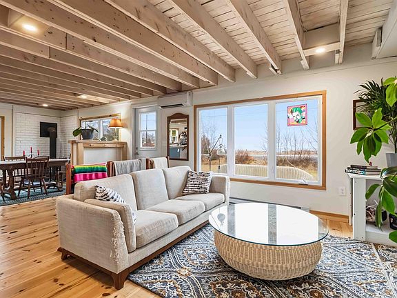 4th image of 274 Masons Beach Rd