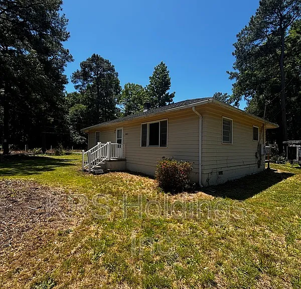1740 Bickerstaff Rd — Photo 3
