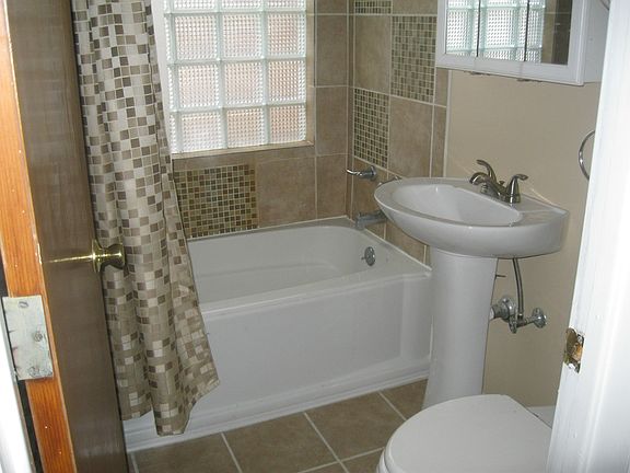2nd image of 3656 Torrance Dr
