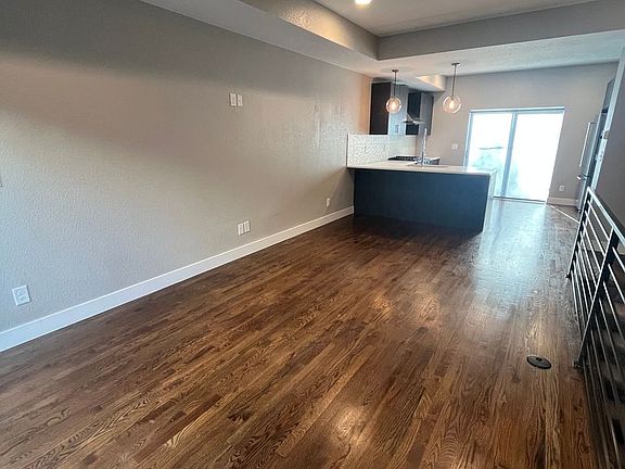 5th image of 2858 N Hazel Ct