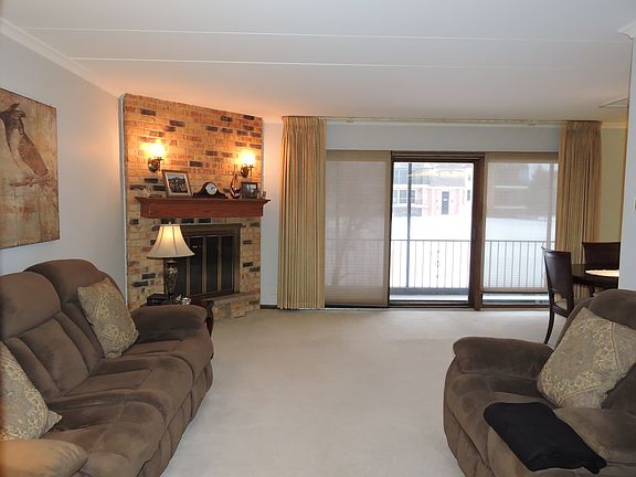 4th image of 15720 Brassie Ct APT 1N