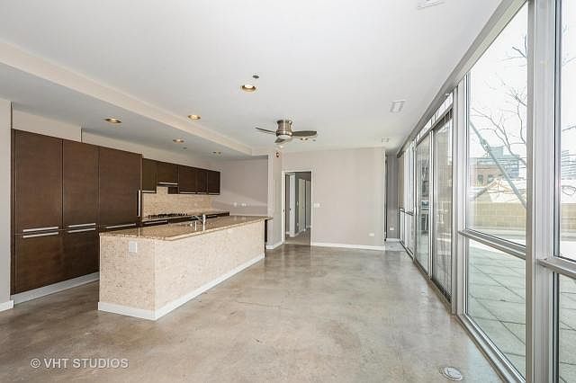 1st image of 156 W Superior St APT 202
