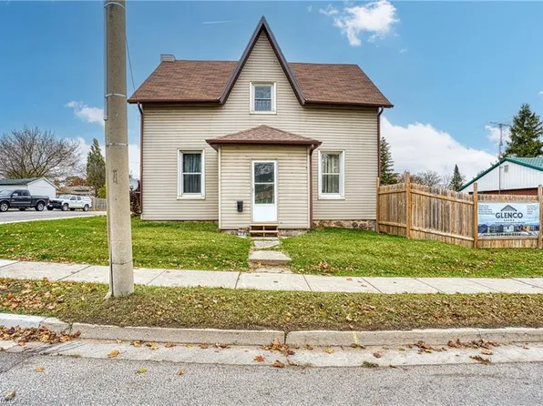 745 Main St W, North Perth, ON N4W 1B2