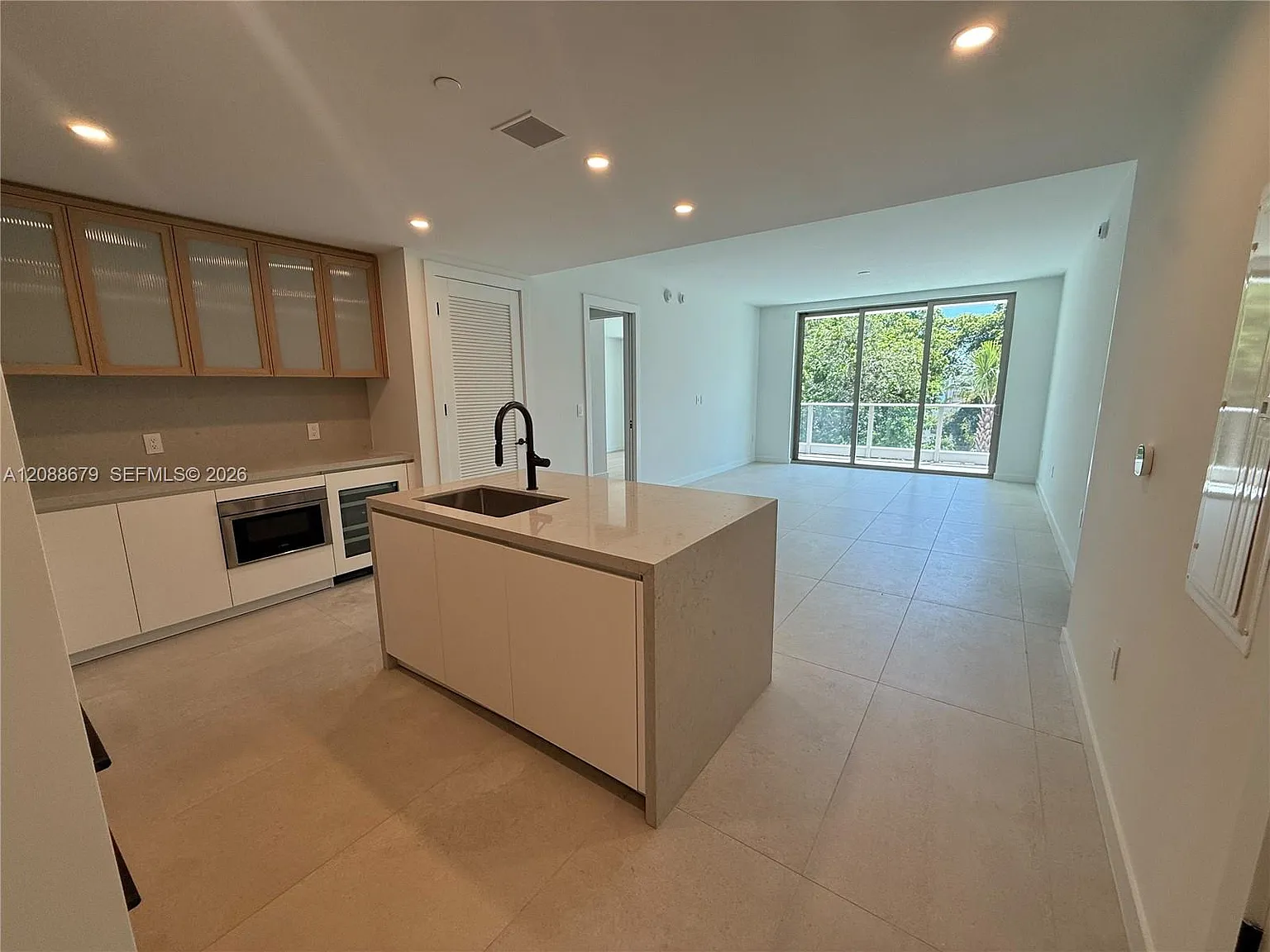 2 bed, 2.0 bath, $12,000 — Photo 3