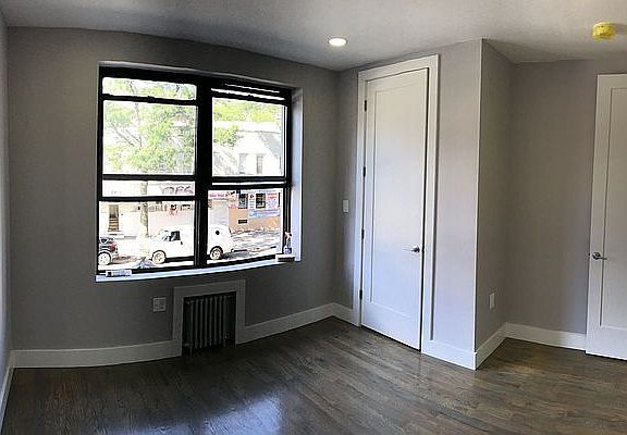 3rd image of 603 W 185th St APT 1