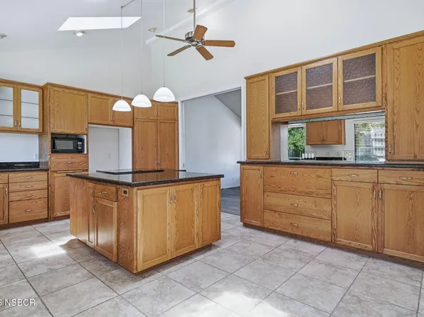 4332 Manchester Ct, Santa Maria, CA 93455