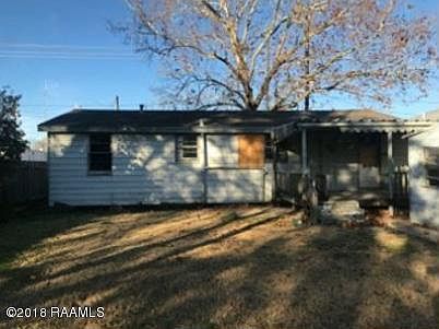 2nd image of 810 Cajundome Blvd