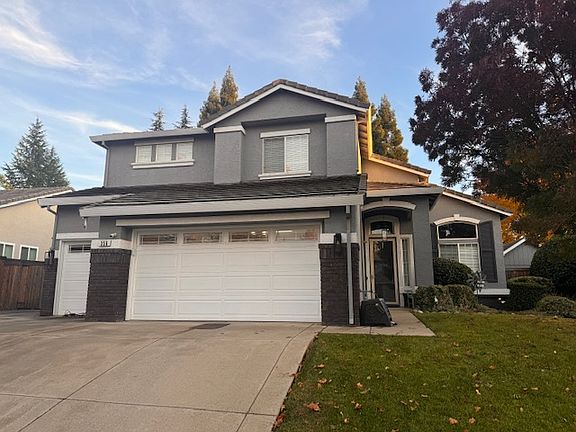 3rd image of 356 Caldarella Cir