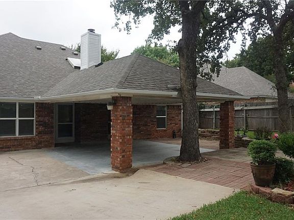 3rd image of 7332 Holiday Ln