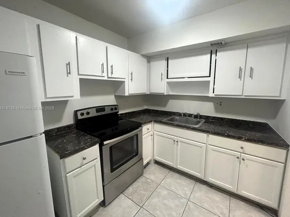 3600 NW 21st St APT 101, Fort Lauderdale, FL 33311